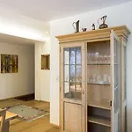 Apartament Haus Flora Seefeld w Tirolu
