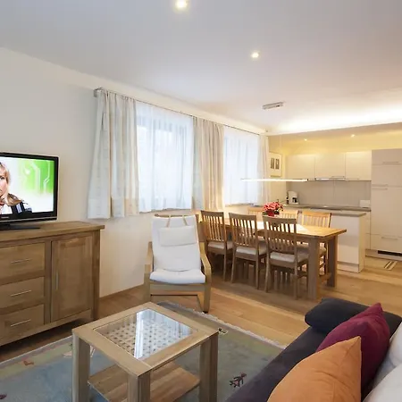 Appartement Haus Flora *