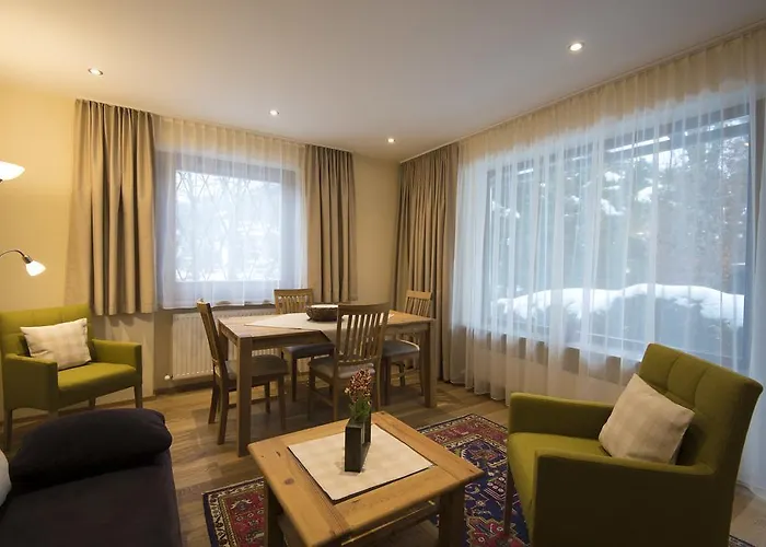 アパート Haus Flora ゼーフェルト・イン・チロル